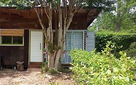 Cabana Monoambiente Con Pileta Y Jardin Arbolado